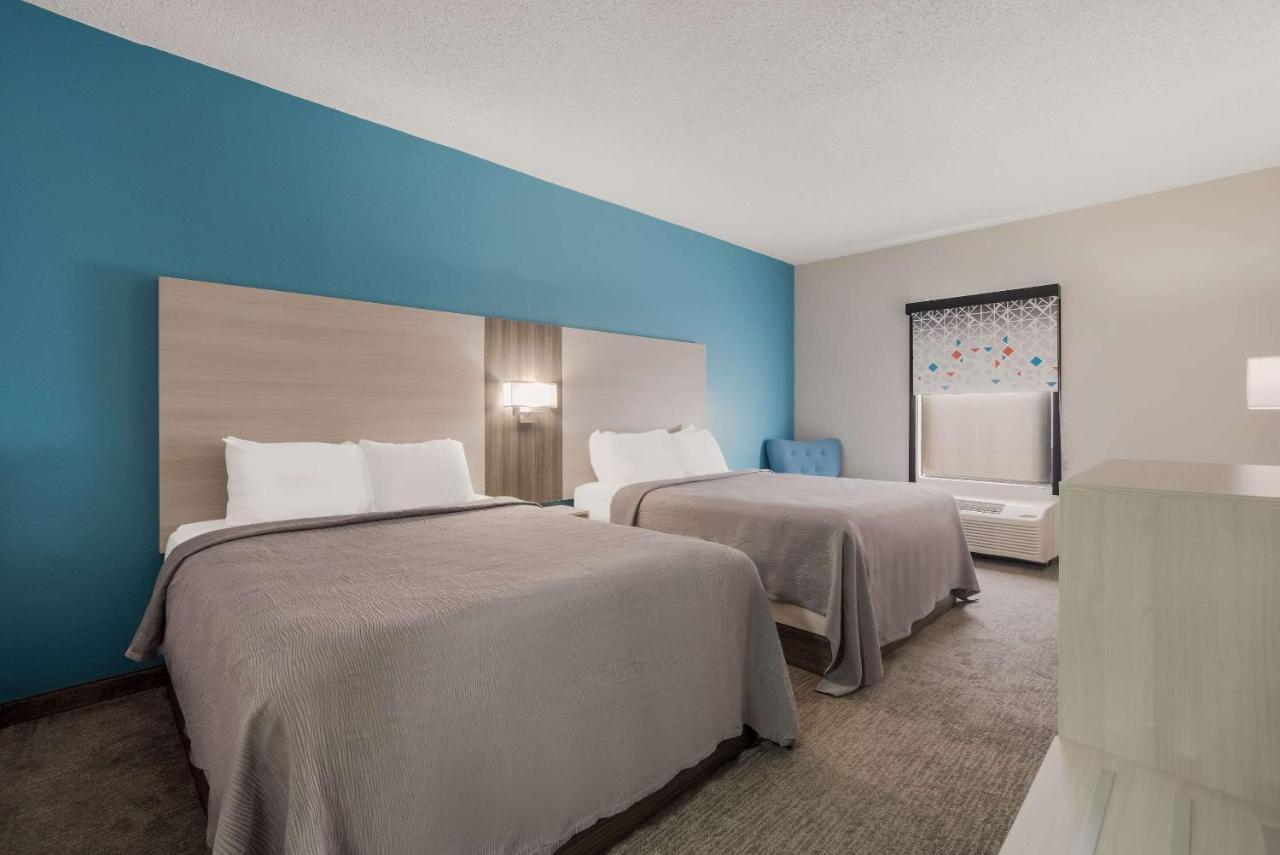 Quality Inn & Suites Айкън Екстериор снимка